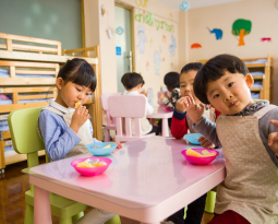 5 Tips for Choosing a Day-care for Your Little Ones in Senopati Area