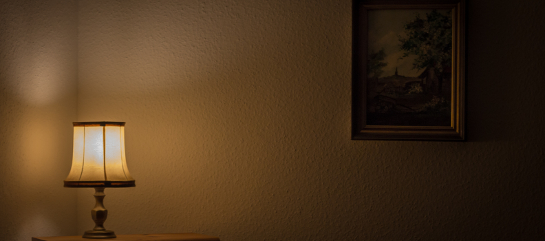 Decorative Lights, a Beautiful Solution for Your Minimalist Bedroom