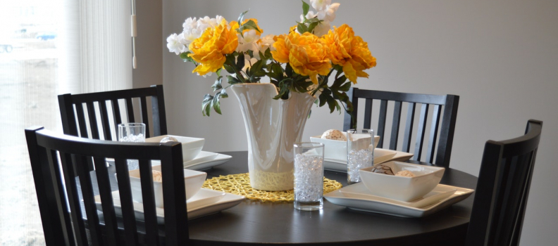 Minimalist Dining Room Design Tips for Small Apartments